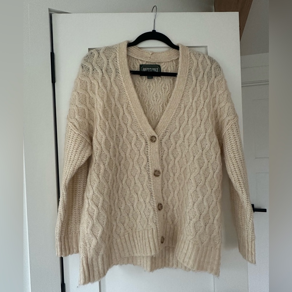 American Eagle Outfitters Cream Cable Knit Cardigan (Green tag) - Size XS